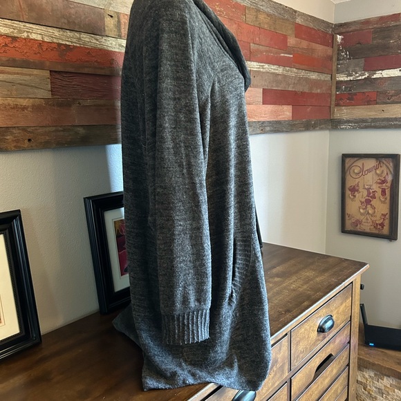 Torrid super ultra plush comfortable cowl neck top - Picture 3 of 5